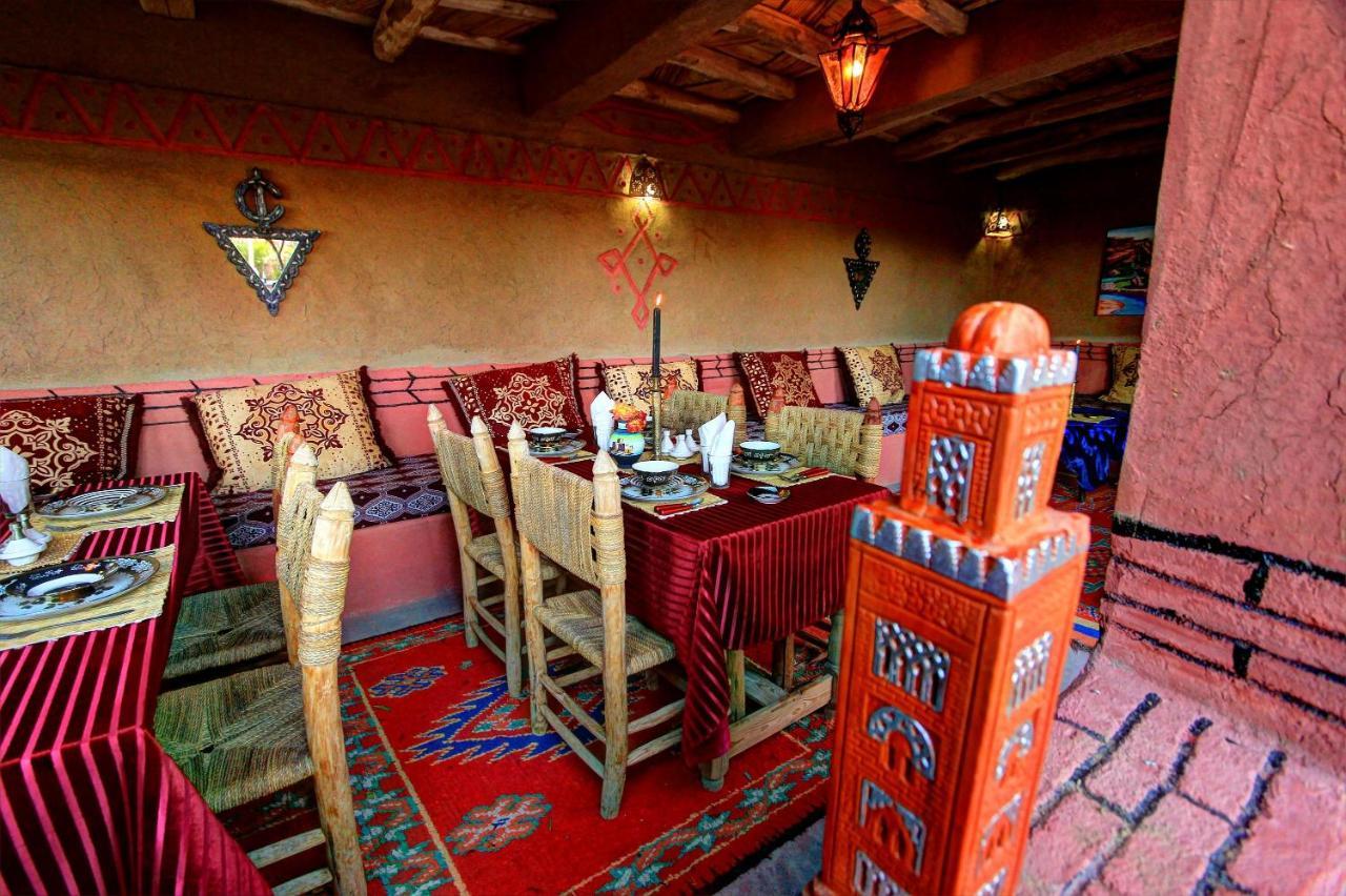 Jardin De La Source Hotel Ait Youl Bagian luar foto
